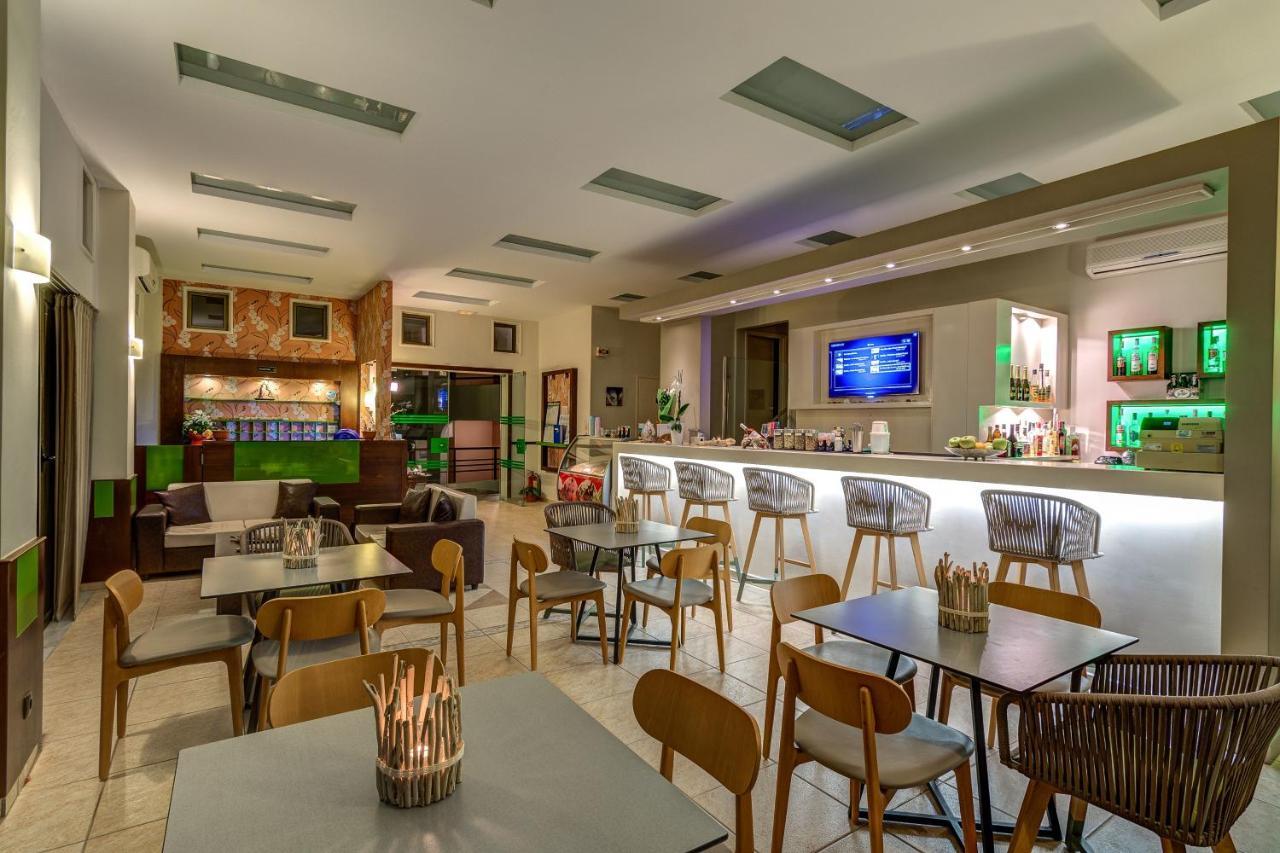 Alkionis Beach Hotel Apartments Sfáka المظهر الخارجي الصورة