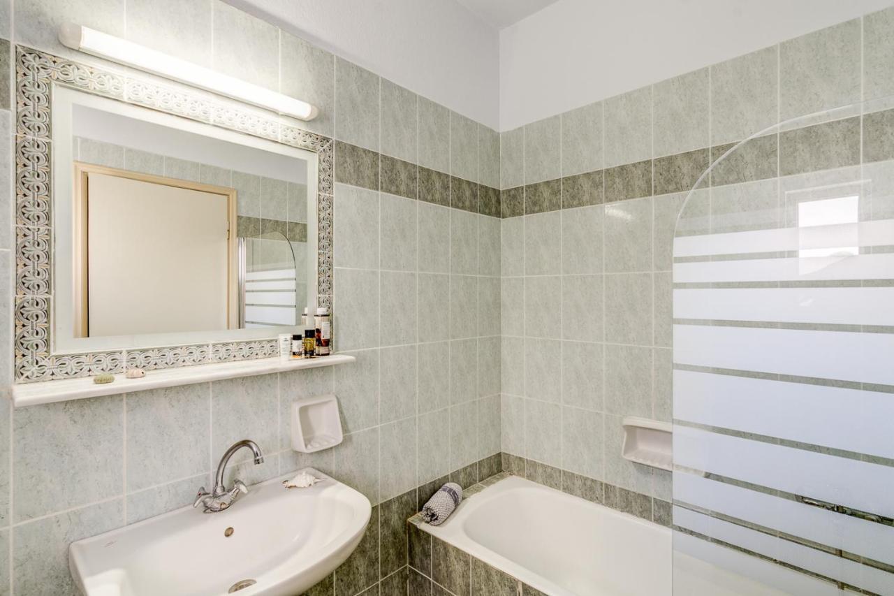 Alkionis Beach Hotel Apartments Sfáka المظهر الخارجي الصورة